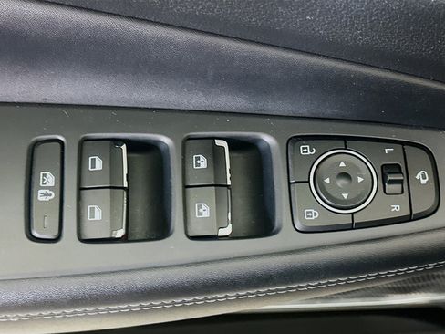 Used 2023 Hyundai Santa Fe Limited image 15