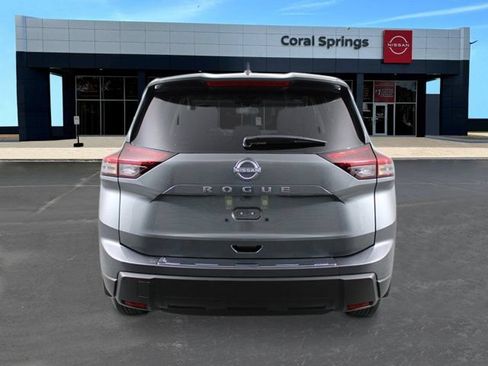 New 2026 Nissan Rogue SV w/ Cold Weather Package FWD image 4