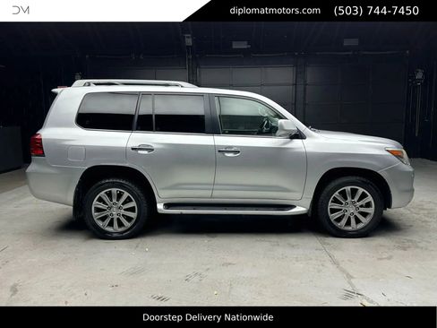 Used 2009 Lexus LX 570 4WD image 6