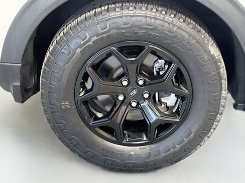 Used 2022 Ford Explorer Timberline w/ Timberline Technology Package AWD/4WD image 32