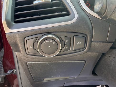 Used 2019 Ford Edge SEL w/ Equipment Group 201A AWD/4WD image 24