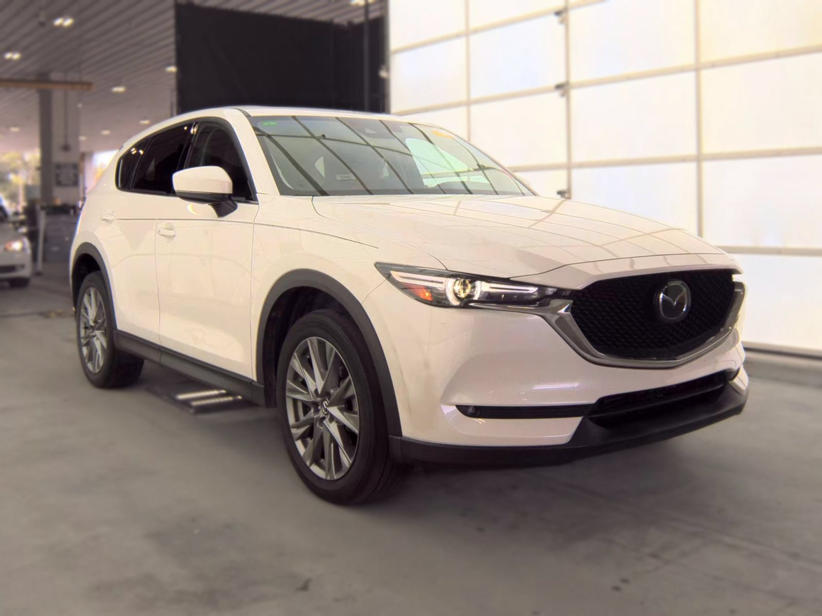 Used 2021 MAZDA CX-5 Grand Touring w/ GT Premium Package AWD/4WD image 4