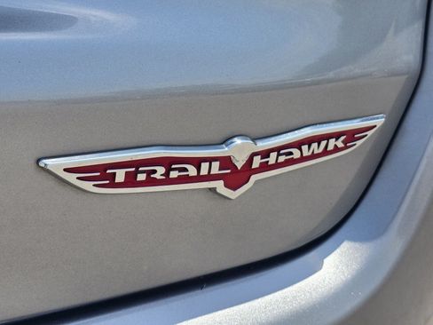 Used 2019 Jeep Compass Trailhawk AWD/4WD image 25