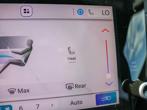 New 2026 Jeep Grand Cherokee Limited image 18