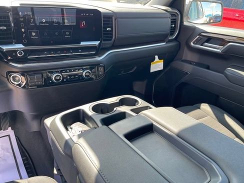 New 2026 GMC Sierra 1500 SLE w/ Preferred Package AWD/4WD image 19