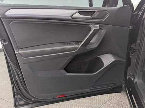 Used 2022 Volkswagen Tiguan S FWD image 13