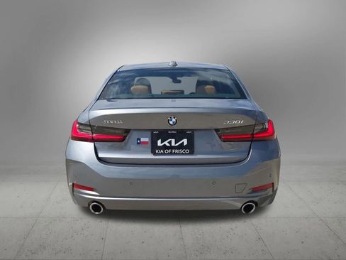 Used 2024 BMW 330i Sedan w/ Premium Package RWD image 7