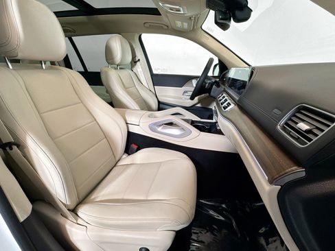New 2026 Mercedes-Benz GLS 450 4MATIC image 27