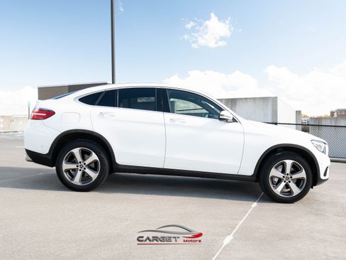 Used 2019 Mercedes-Benz GLC 300 4MATIC Coupe image 8