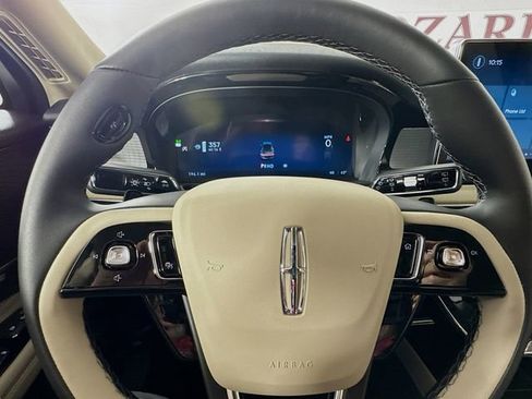 New 2026 Lincoln Corsair Premiere FWD image 12