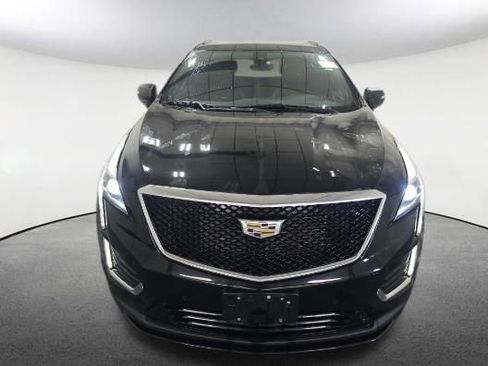 Used 2021 Cadillac XT5 Sportv AWD/4WD image 2