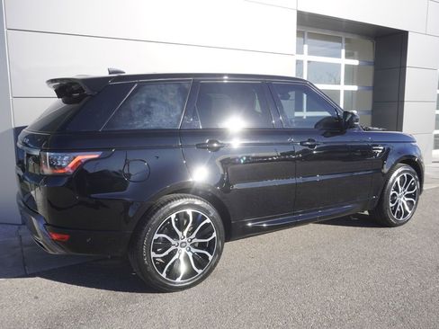 Used 2020 Land Rover Range Rover Sport HSE image 4