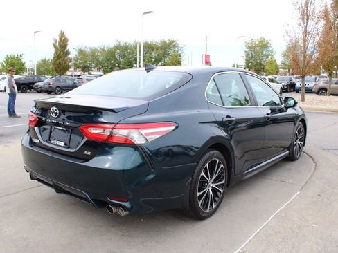Used 2019 Toyota Camry SE image 7