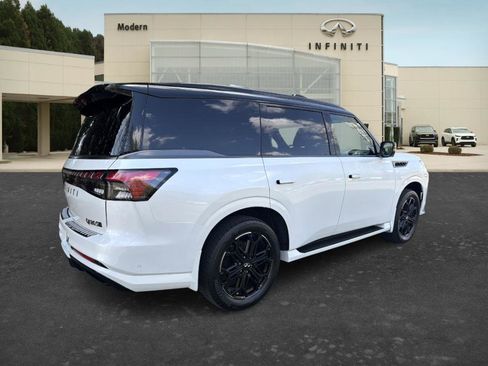 New 2026 INFINITI QX80 4WD image 5