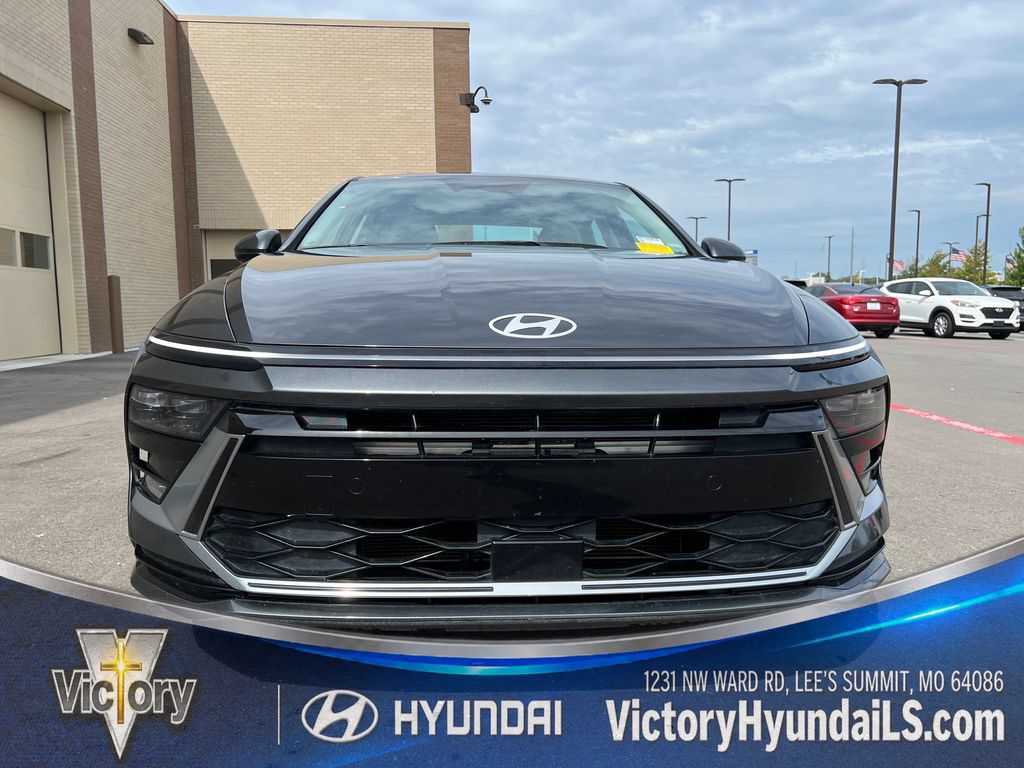 Used 2025 Hyundai Sonata SEL FWD image 8