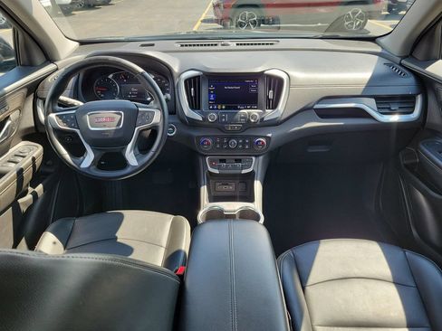 Used 2024 GMC Terrain SLT AWD/4WD image 12