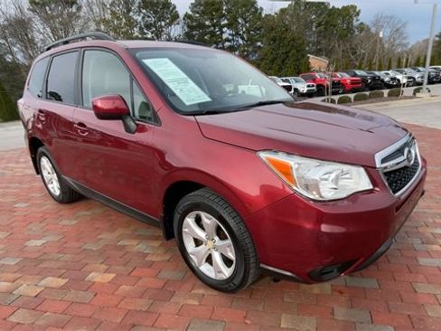 Used 2015 Subaru Forester 2.5i Premium w/ All-Weather Package image 3