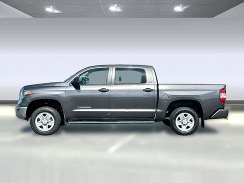 Used 2018 Toyota Tundra SR5 w/ SR5 Upgrade Package image 2