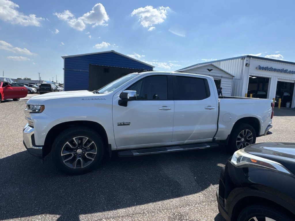 Used 2020 Chevrolet Silverado 1500 LT w/ Texas Edition RWD image 6