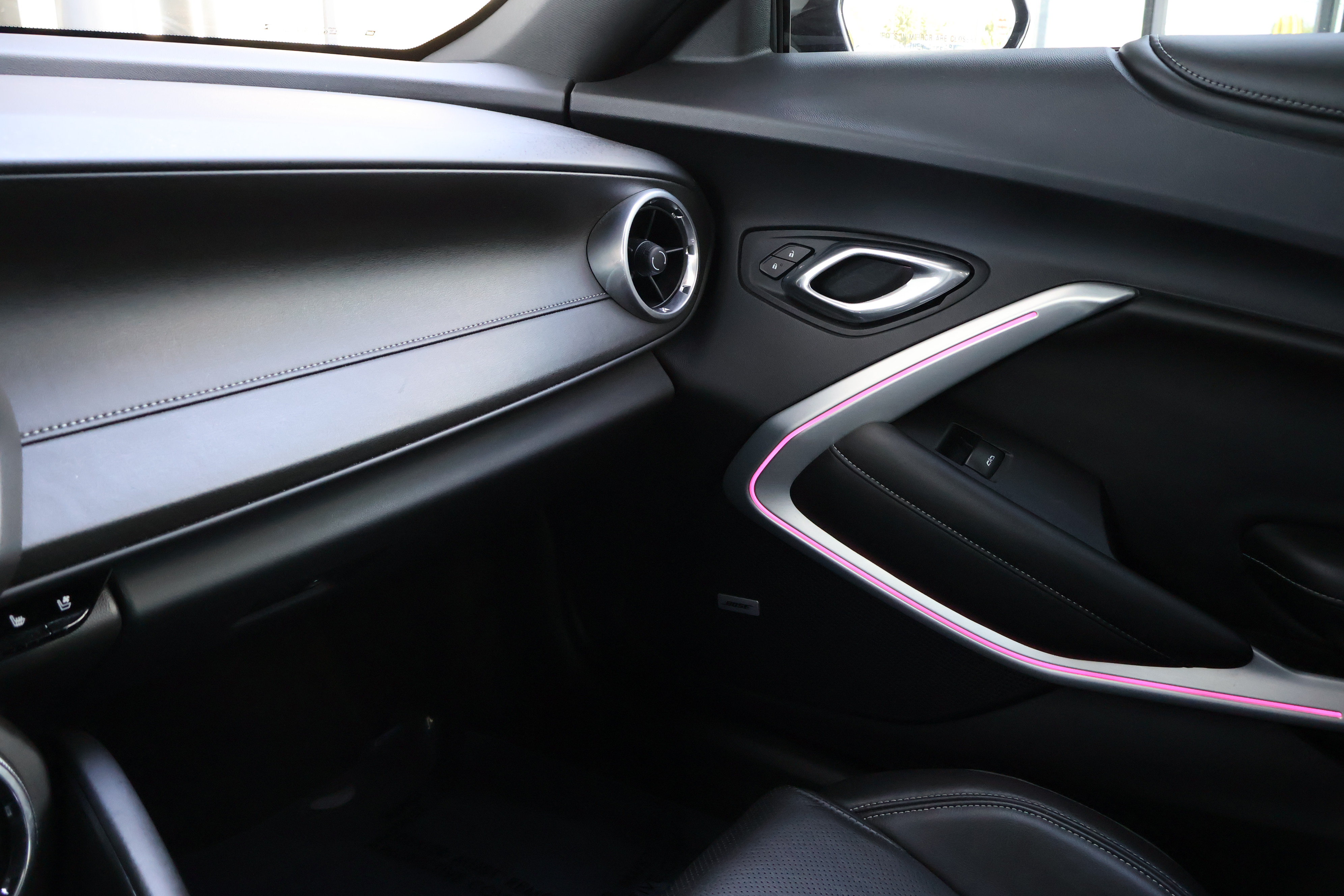 Used 2016 Chevrolet Camaro SS RWD image 29