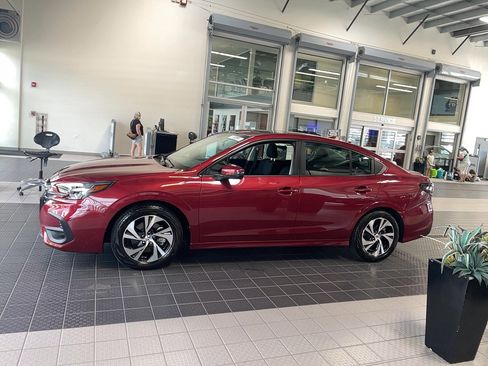 Used 2024 Subaru Legacy Premium image 5