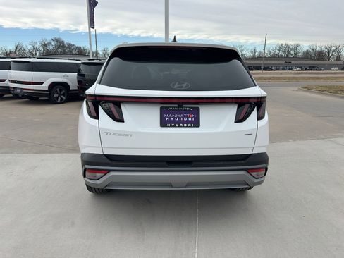 New 2026 Hyundai Tucson Limited image 9