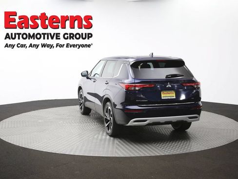 Used 2023 Mitsubishi Outlander SE AWD/4WD image 66
