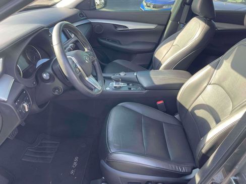 Used 2020 INFINITI QX50 Essential w/ Convenience Package image 5