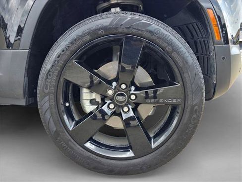 Used 2024 Land Rover Defender 110 S AWD/4WD image 24