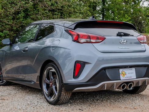 Used 2019 Hyundai Veloster Turbo Ultimate image 3