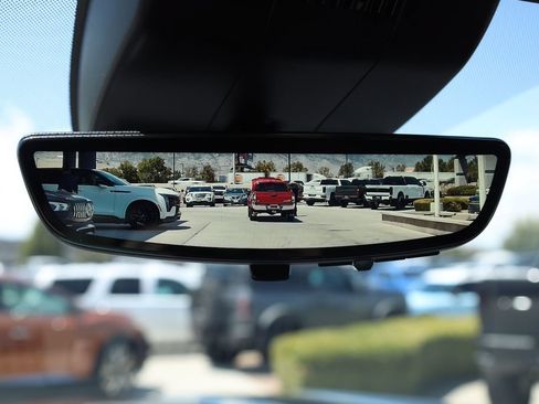 New 2026 GMC Yukon AT4 w/ AT4 Premium Plus Package AWD/4WD image 16