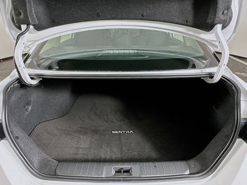 Used 2025 Nissan Sentra S image 26