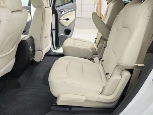 Used 2024 Buick Enclave Essence w/ LPO, Floor Liner Package FWD image 33