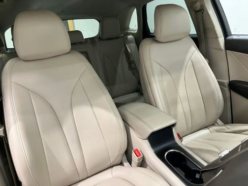 Used 2017 Lincoln MKC Premiere image 61