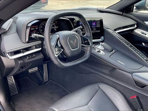 Certified 2021 Chevrolet Corvette Stingray Preferred Cpe w/ Body-Color Dual Roof Package RWD image 12