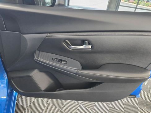 Used 2024 Nissan Sentra SV FWD image 42