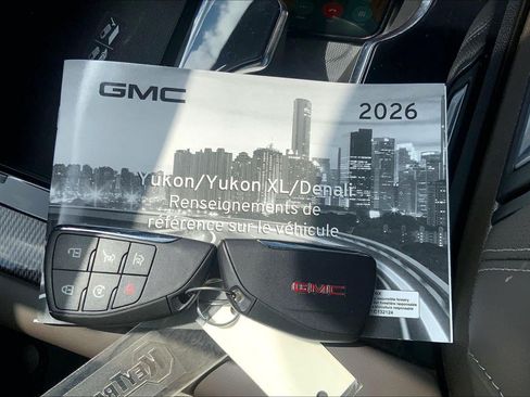 Used 2026 GMC Yukon Elevation AWD/4WD image 12