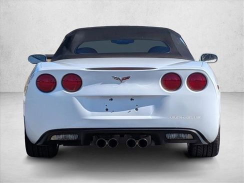 Used 2005 Chevrolet Corvette Convertible w/ Preferred Equipment Group image 6