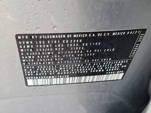 Used 2021 Volkswagen Tiguan SE R-Line FWD image 29