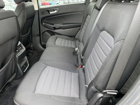 Used 2024 Ford Edge SE AWD/4WD image 13
