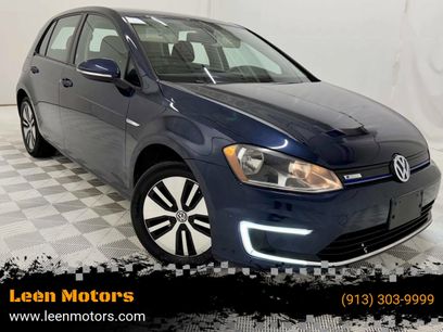 Used 2016 Volkswagen e-Golf SE w/ DC Fast Charging Package