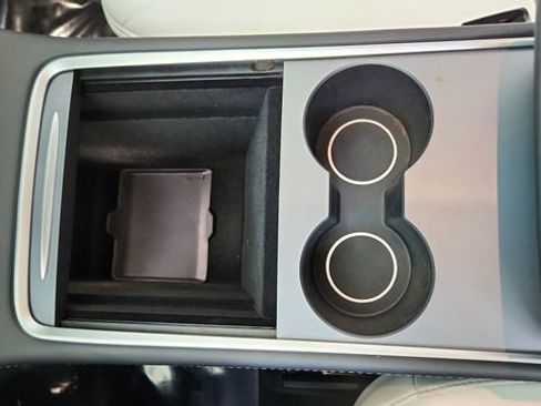 Used 2025 Tesla Model Y Performance image 50