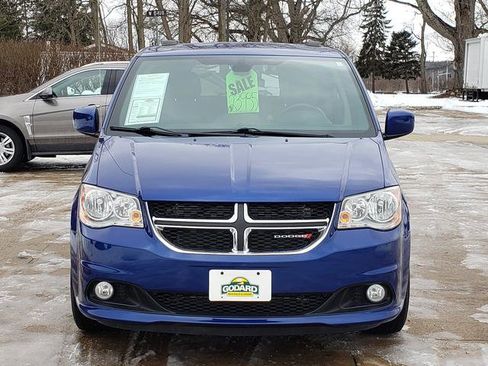 Used 2018 Dodge Grand Caravan SXT image 9