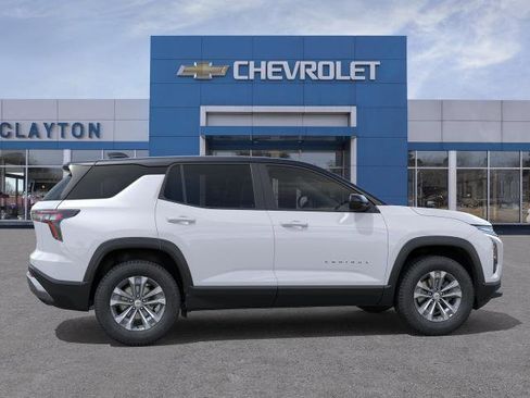 New 2026 Chevrolet Equinox LT w/ Convenience Package II FWD image 26
