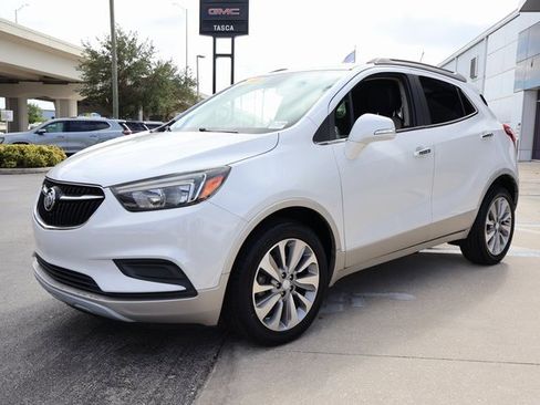 Used 2018 Buick Encore Preferred image 3