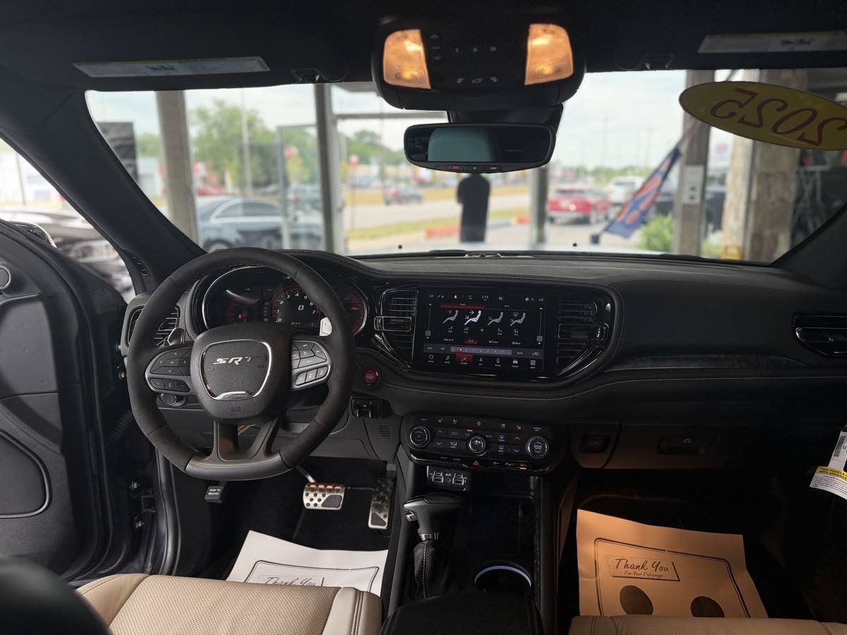 Used 2025 Dodge Durango SRT Hellcat AWD/4WD image 38