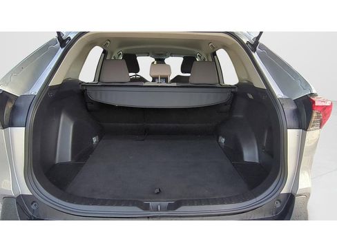Certified 2021 Toyota RAV4 XLE AWD/4WD image 9
