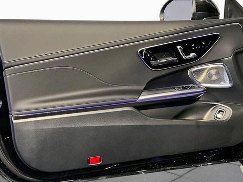 New 2026 Mercedes-Benz CLE 300 4MATIC Coupe image 11