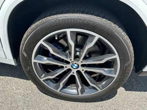 Used 2022 BMW X4 xDrive30i w/ Premium Package Essential AWD/4WD image 7