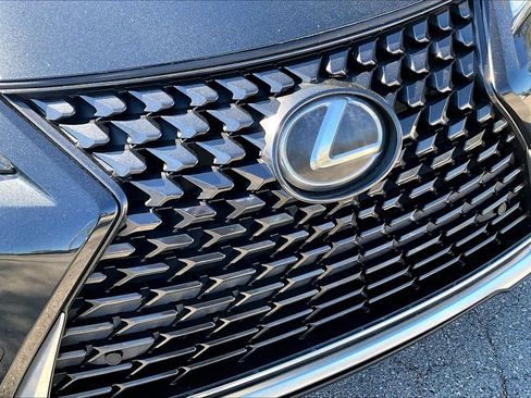 Used 2021 Lexus UX 200 w/ Premium Package FWD image 30